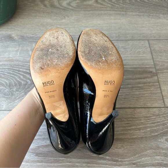 Hugo Boss Peep Toe Patent  Leather Black and White Trim Pumps - Picture 10 of 15